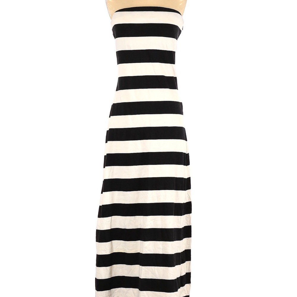 Black and White Strapless Dress